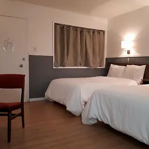 3* Motel Falcon Nest